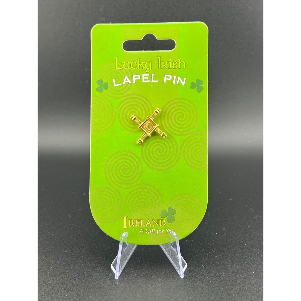 Lucky Irish Lapel Pin Gold Tone Celtic Knot Design Ireland Gift